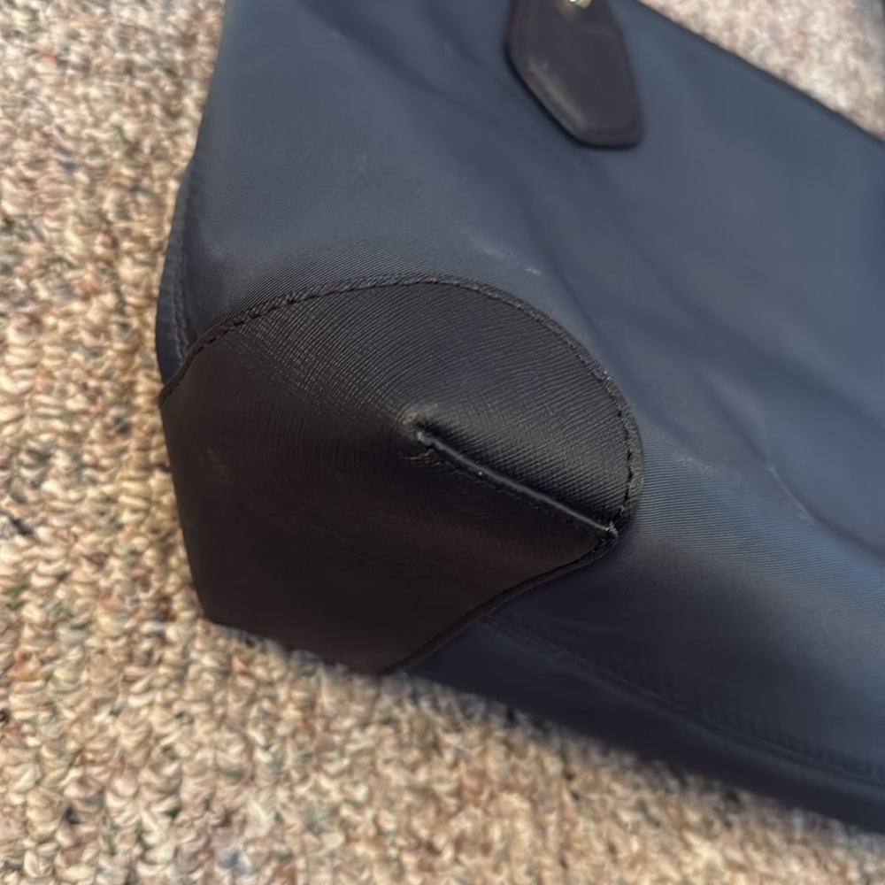 Michael Kors purse - Picture 6 of 7